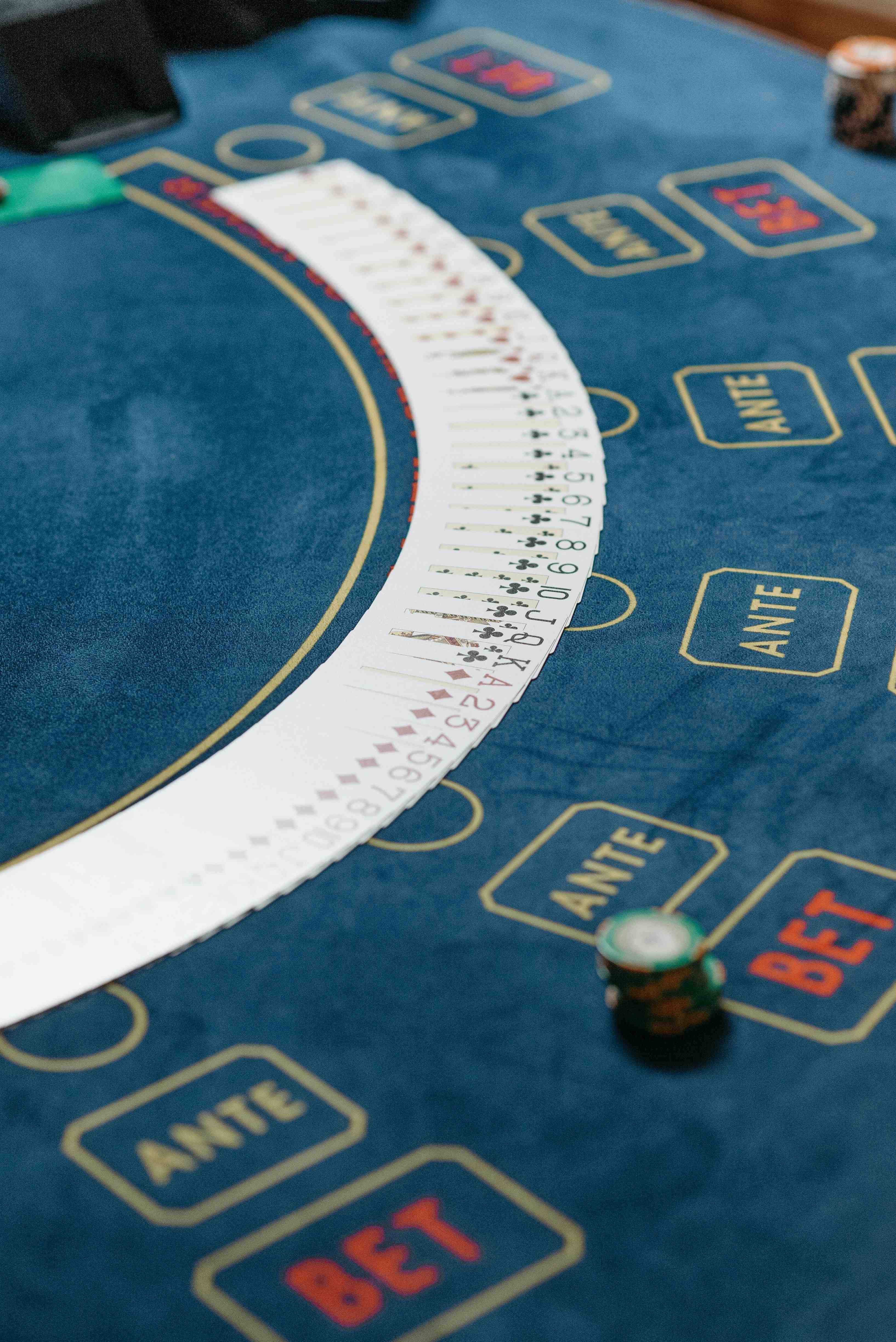 bahiscasino platform overview showing mobile-friendly game lobby for Filipino players
